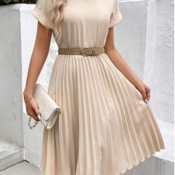 Kadın Kısa Kollu Yakası Açık Belden Lastikli Pileli Kısa Ithal Krep Elbise, 31205 Kadın Kısa Kollu Yakası Açık Belden Lastikli Pileli Kısa Ithal Krep Elbise, 31205