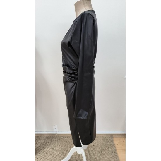 Kadın Uzun Kollu Bisiklet Yaka Arkadan Fermuarlı Midi Deri Elbise, 31270 Kadın Uzun Kollu Bisiklet Yaka Arkadan Fermuarlı Midi Deri Elbise, 31270