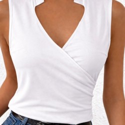 Kadın Kolsuz Hakim Yakalı Kalp Yaka Detaylı Sandy Bluz , 31373 Kadın Kolsuz Hakim Yakalı Kalp Yaka Detaylı Sandy Bluz , 31373