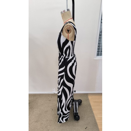 Kadın Askılı Kare Yakalı Desenli Kemersiz Uzun Süprem Tulum , 31482 Kadın Askılı Kare Yakalı Desenli Kemersiz Uzun Süprem Tulum , 31482