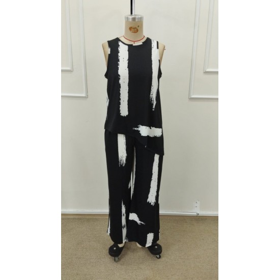 Kadın Kolsuz Bisiklet Yaka Desenli Bluz Ve Pantolon Ikili Takım , 31600