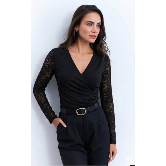 Kadın Uzun Kollu Dantelli Kruvaze Yakalı Yandan Büzgülü Viskon Bluz, 31797