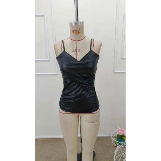 Kadın Ip Askılı Geniş V Yakalı Deri Bluz, 31879