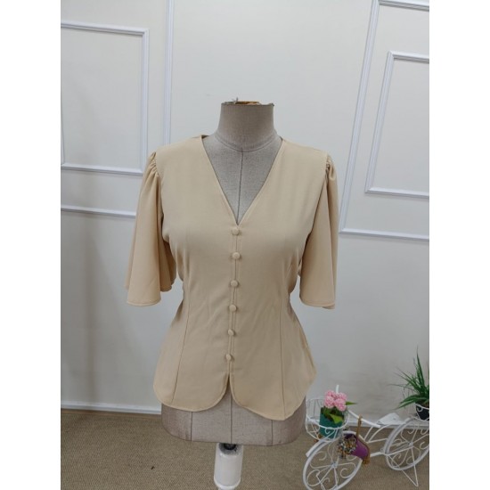 Kadın Kısa Kollu önden Düğmeli Ithal Krep Bluz , 31933 Kadın Kısa Kollu önden Düğmeli Ithal Krep Bluz , 31933