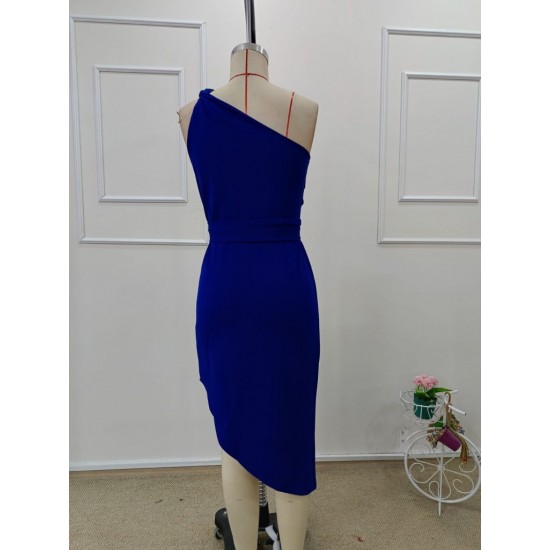 Kadın Omuzlardan Açık Askılı Belden Kuşaklı ön Asimetrik Kesim Detaylı Kısa Janjan Krep Elbise , 32101 Kadın Omuzlardan Açık Askılı Belden Kuşaklı ön Asimetrik Kesim Detaylı Kısa Janjan Krep Elbise , 32101