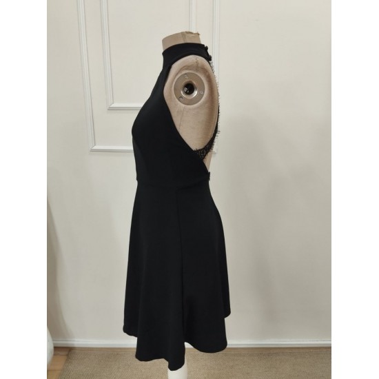 Kadın Omuzlardan Açık Balıkçı Yaka Arkadan Dantel Detaylı Kısa Ithal Krep Elbise, 32341 Kadın Omuzlardan Açık Balıkçı Yaka Arkadan Dantel Detaylı Kısa Ithal Krep Elbise, 32341