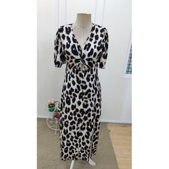 Kadın Kısa Kollu V Yakalı Beli Lastikli Yırtmaçlı Uzun Leopar Desenli Süprem Elbise , 32403 Kadın Kısa Kollu V Yakalı Beli Lastikli Yırtmaçlı Uzun Leopar Desenli Süprem Elbise , 32403