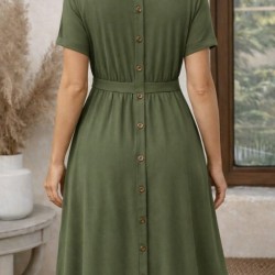 Kadın Kısa Kollu Yuvarlak Yaka Arkadan Düğmeli Viskon Midi Elbise, 32574