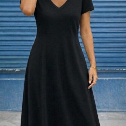 Kadın Kısa Kollu V Yakalı Kiloş Midi Viskon Elbise , 32606