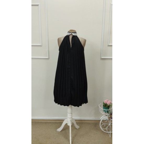 Kadın Balıkçı Yaka Omuzlardan Açık Pılelı Kısa Janjan Krep Elbise, 32731 Kadın Balıkçı Yaka Omuzlardan Açık Pılelı Kısa Janjan Krep Elbise, 32731