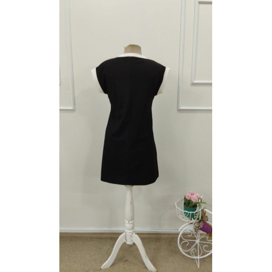 Kadın Kısa Kollu Yuvarlak Yakalı Kontrast Manset Detaylı Kısa Janjan Krep Elbise, 32765