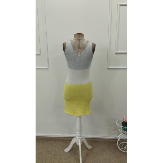 Kadın Askılı V Yakalı çok Renkli Triko Kısa Elbise, 32857