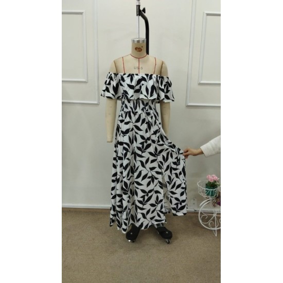 Kadın Madonna Yaka Göğüs Lastikli Yırtmaçlı Uzun Desenli Süprem Elbise, 32869