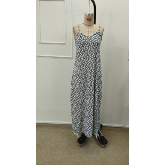 Kadın Ip Askılı V Yakalı Yırtmaçlı Uzun Süprem Elbise, 32918 Kadın Ip Askılı V Yakalı Yırtmaçlı Uzun Süprem Elbise, 32918