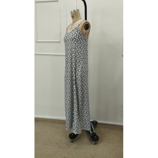 Kadın Ip Askılı V Yakalı Yırtmaçlı Uzun Süprem Elbise, 32918 Kadın Ip Askılı V Yakalı Yırtmaçlı Uzun Süprem Elbise, 32918