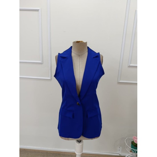 Kadın Kolsuz Yakalı önden Tek Düğmeli Atlas Ceket, 32947